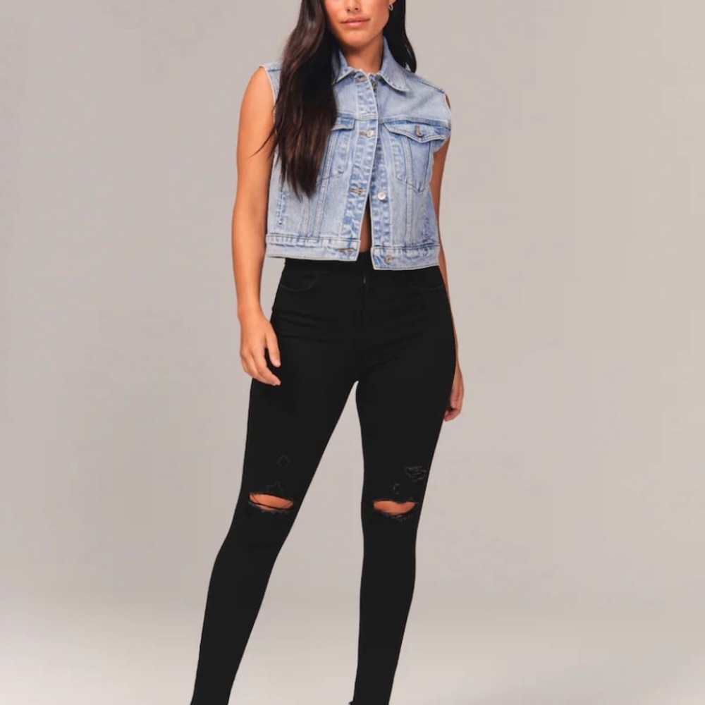 Abercrombie Super Skinny High Rise Jeans In Black
